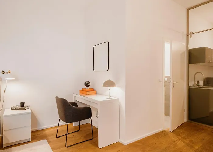 Homely - Super Modern, Center, Rosenthalerplatz Διαμέρισμα *