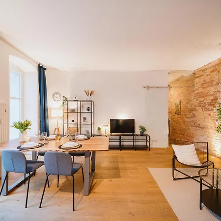 Homely - Super Modern, Center, Rosenthalerplatz * Берлин