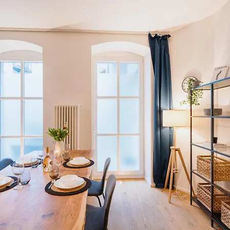 Homely - Super Modern, Center, Rosenthalerplatz Апартаменты Берлин