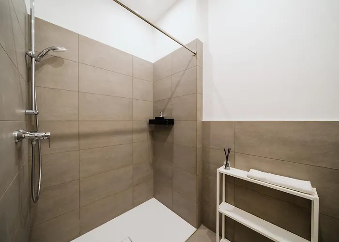 Homely - Super Modern, Center, Rosenthalerplatz